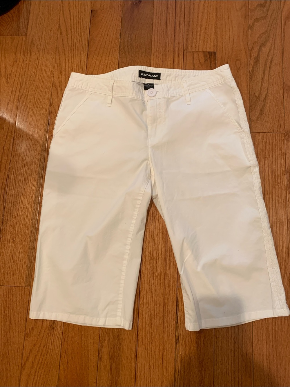 DKNY White Cotton Bermuda Shorts